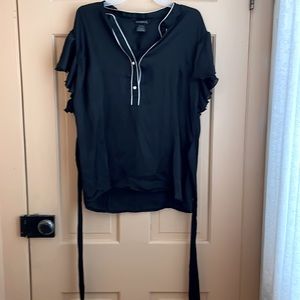 George black short ruffled sleeve blouse, size XL. NWOT